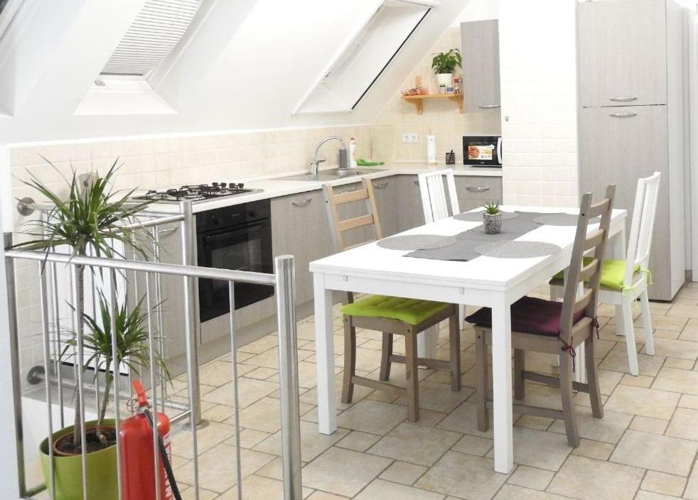 Woldo Vendeghaz Apartment Toltestava ภายนอก รูปภาพ